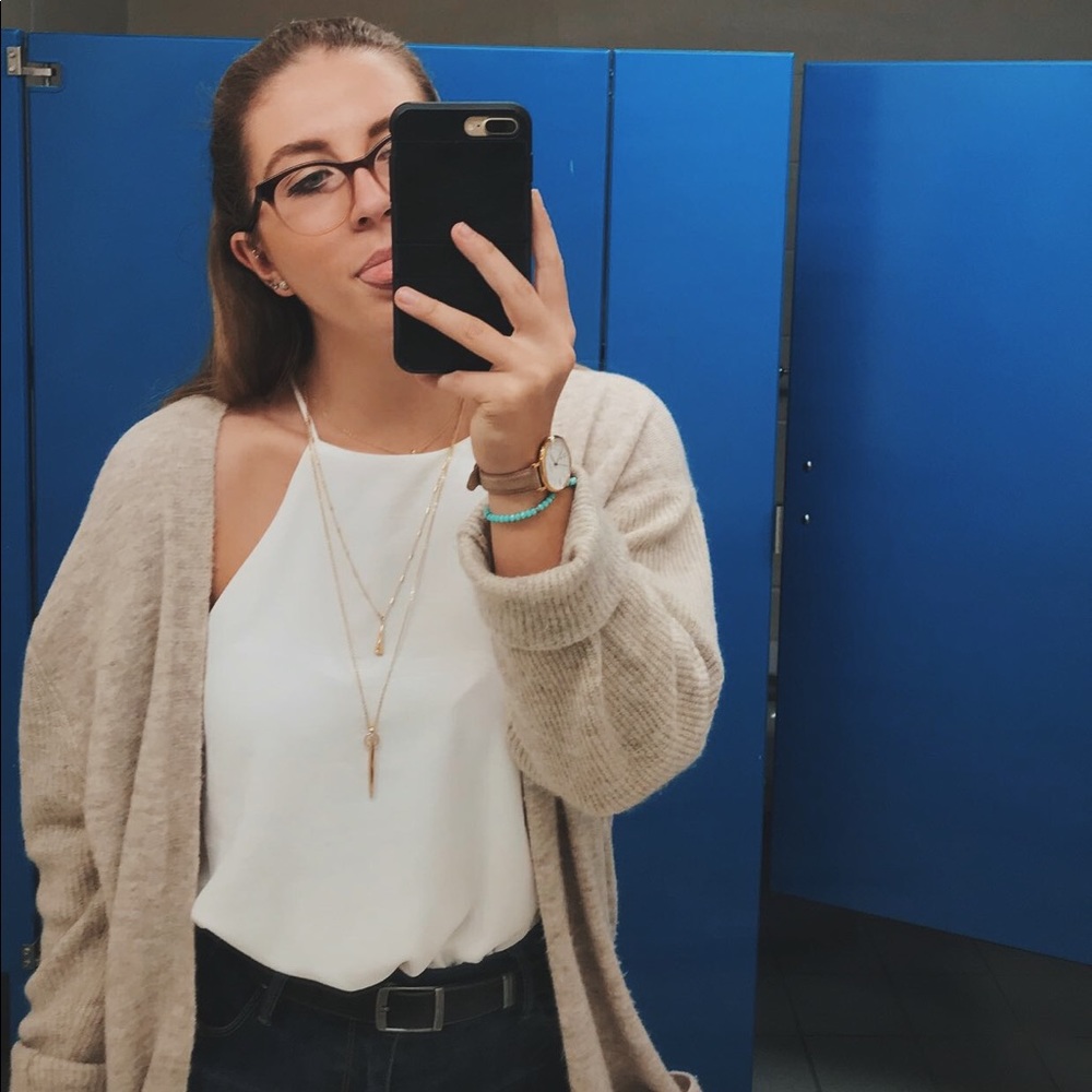 Meet your Posher, Noelle